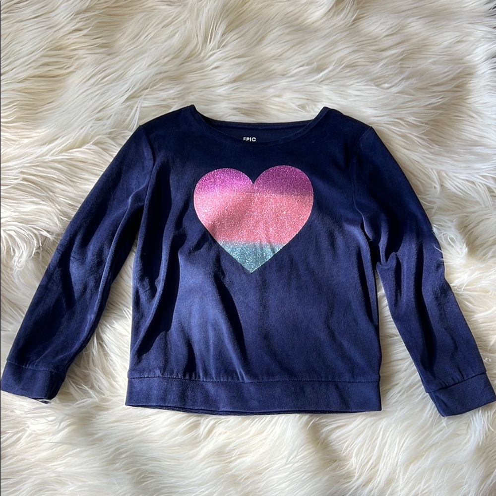 Epic Threads Navy velvet glittery Heart Top size:6